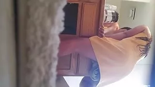 Garota de sangue quente Gina Valentina é xnxx caseiro brasileiro pego e fodido em uma câmera pov