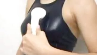 Vagabunda morena escaldante em vestido azul sexy planeja explodir o pau grande filmes pornô brasileiro caseiro de seu homem