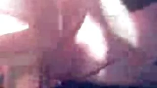 Impressionante milf branco clássico na cama anal brasileiro caseiro sopra pau preto
