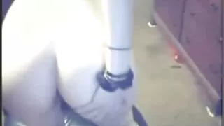 Garota ruiva bonita posa na frente da câmera antes de chupar o xvideos caseiro brasileira galo carnudo na garganta em POV