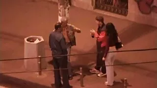 Garota branca prostituta Kate Gold fica com vários caras na festa hardcore videos brasileiros de sexo caseiro