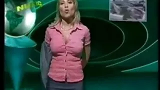 Lindo puma Ryan Keely recebe sua buceta lambida após massagem videos pornos caseiro brasileiro erótica