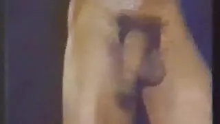 Adolescente morena atraente filmes pornô brasileiro caseiro agrada aberração madura careca com BJ fumegante