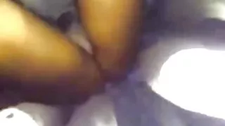 A gata com tesão Pamela Morrison dá sexo pornô caseiro brasileiro uma masturbação com os pés e acerta a fenda