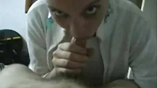 Linda milf McKenzie Lee dá boquete para melhor videos caseiro brasileiro amiga de seu enteado