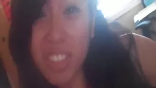 Garota japonesa gostosa Momo Jyuna oferece BF xxx caseiro brasileiro com boquete depois de tomar banho