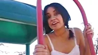 Vibrador vídeo pornô brasileiro caseiro faz Maki Shimazaki gozar melhor que pau real